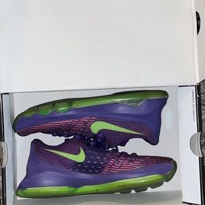 Pink and purple Kevin Durant